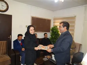 برگزاری مراسمی بمناسبت روز حسابدار و روز مهندسی پزشکی با حضور مدیر شبکه بهداشت و درمان مجموعه امور مالی و تجهیزات پزشکی شبکه بهداشت و درمان جلفا
